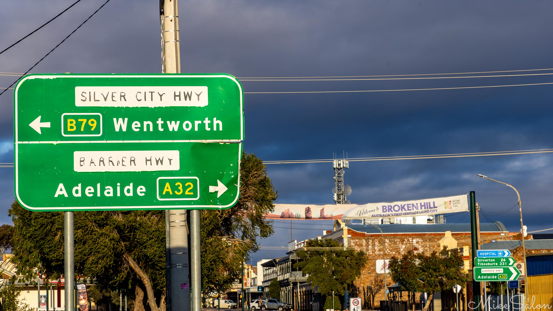 Threatening clouds over Argent Street, at the entrance of Broken Hill CBD. [3143]