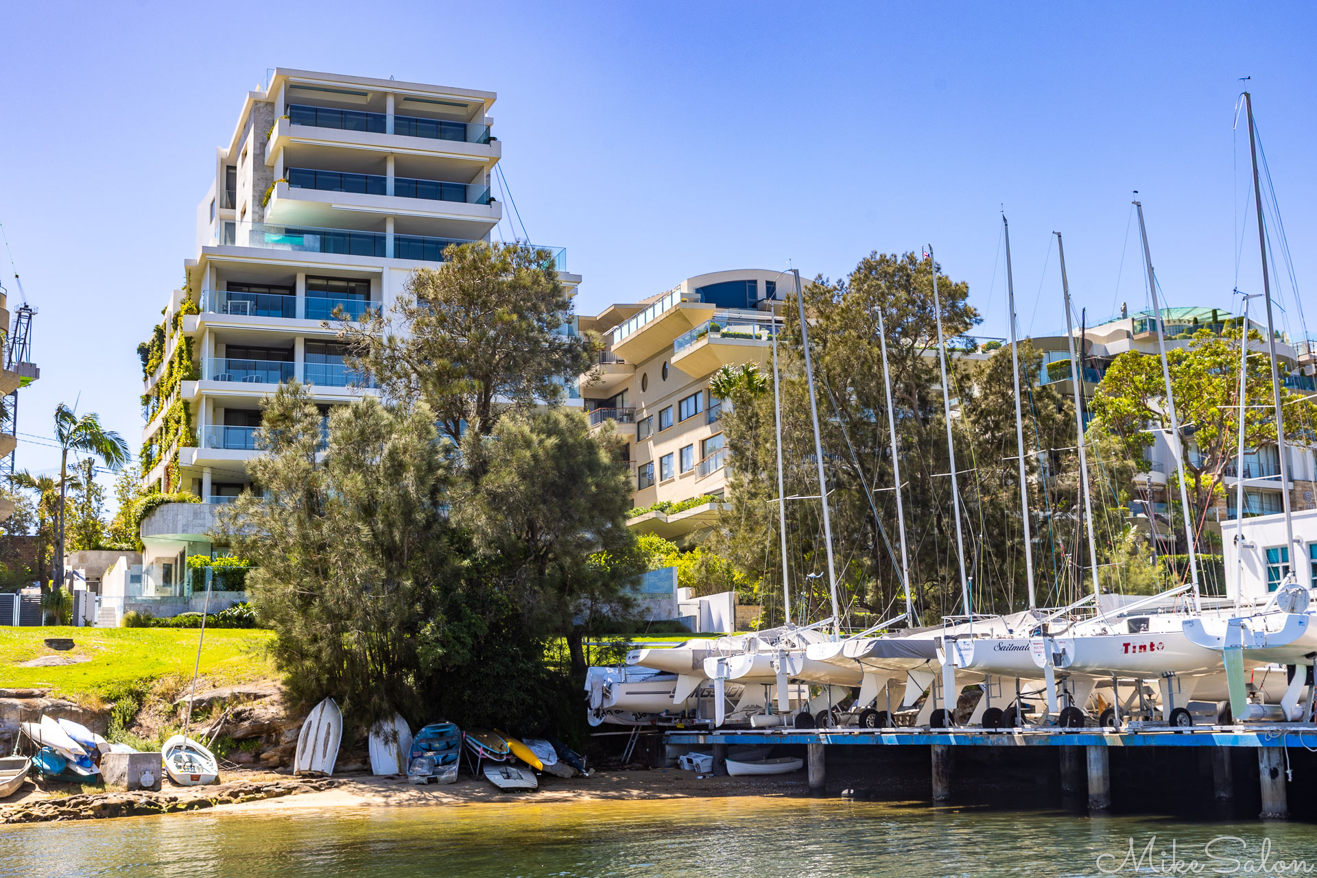Apartment block and boats near Cronulla Wharf. [6409]