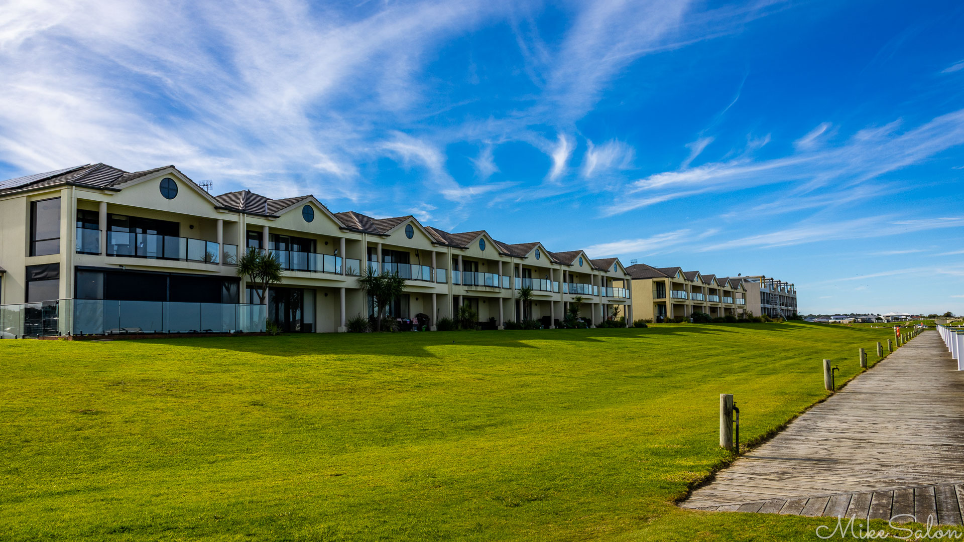 Modern terraced residences on Hindmarsh Island. [2054]