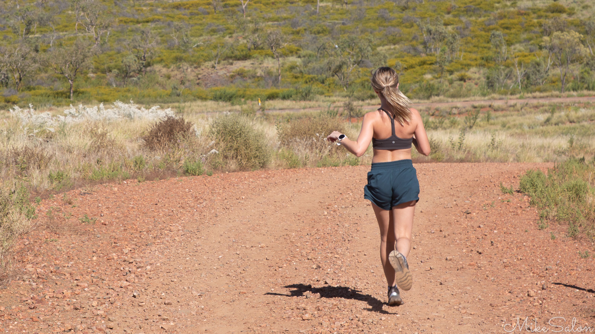 Jogger heading down Telstra Hill. [0863]