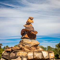 Uncredited statue above a plaque commemorating the Mine opening by PM Robert Menzies in October 1958. [0899]