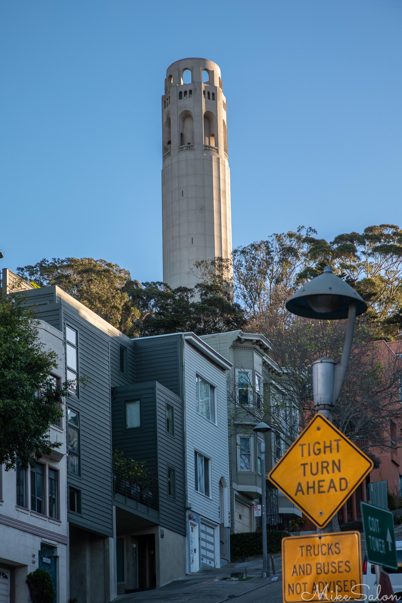 Coit Tower San Francisco : Good heart rate exercise in the climb up to Coit Tower. Lazy people drive up Telegraph Hill. (0D0A3281.jpg)<br>Camera: Canon EOS 5D Mark IV