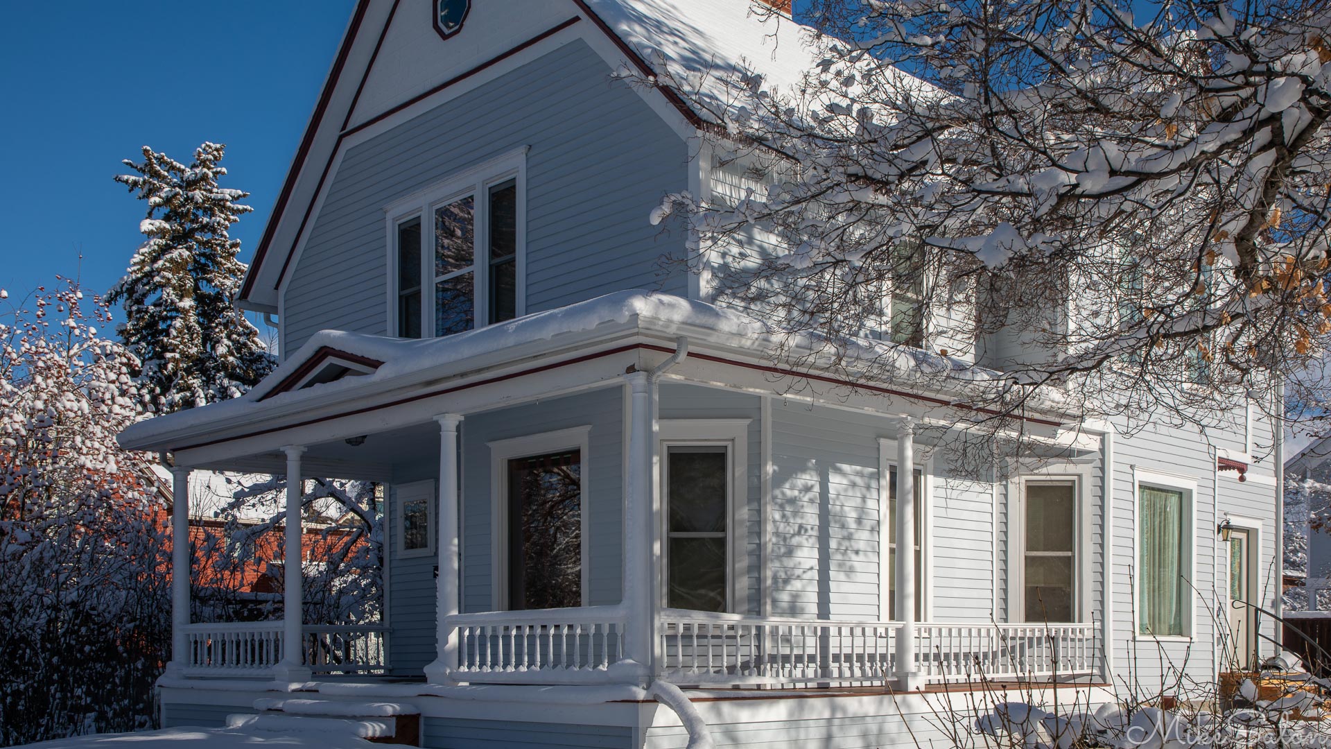 N Tracy Ave Bozeman Montana : Historical cottage on N Tracy Ave, just off downtown. (0D0A3394.jpg)<br>Camera: Canon EOS 5D Mark IV
