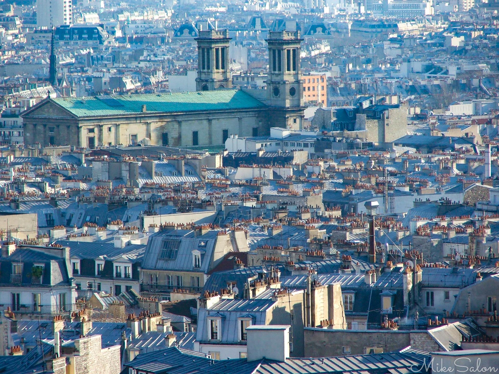 Rooftops of Paris : Paris has many iconic views, but none are more evocative than the rooftops of this low rise city. (DSCF4827.jpg)<br>Camera: FinePix S5500