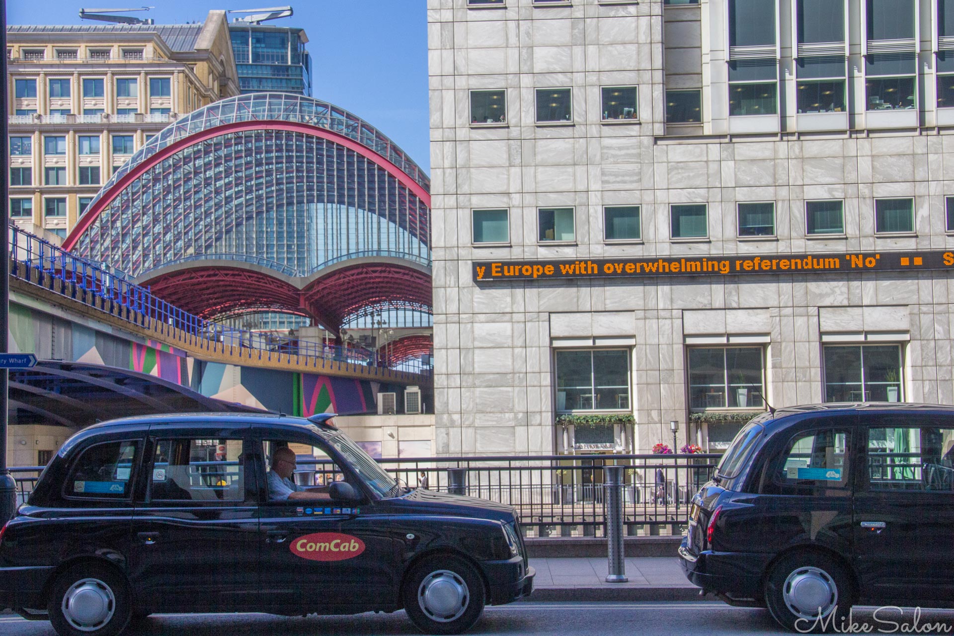 Docklands Rebirth, London : The new Canary Wharf station on the Docklands Light Rail. (IMG_2080.jpg)<br>Camera: Canon EOS 60D