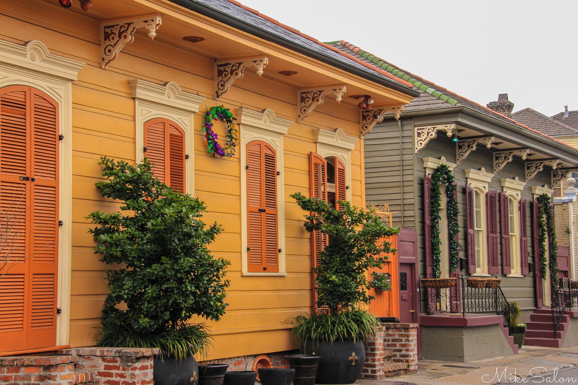 Shutters of New Orleans : Brightly coloured modest cottages like this adorn the downtown fringe. (IMG_7576.jpg)<br>Camera: Canon EOS 60D