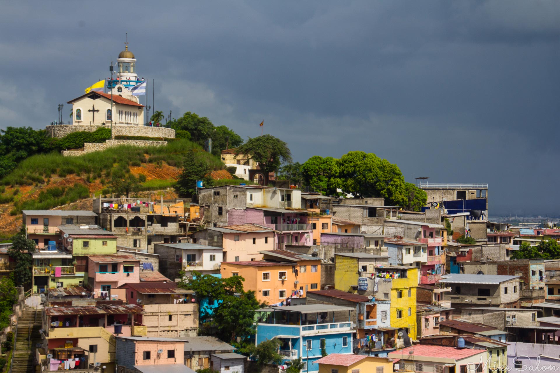 Colorful hillside of Guayaquil : Guayaquil is Ecuador's main port. The El Faro light sits atop Santa Ana Hill. (IMG_8265.jpg)<br>Camera: Canon EOS 60D