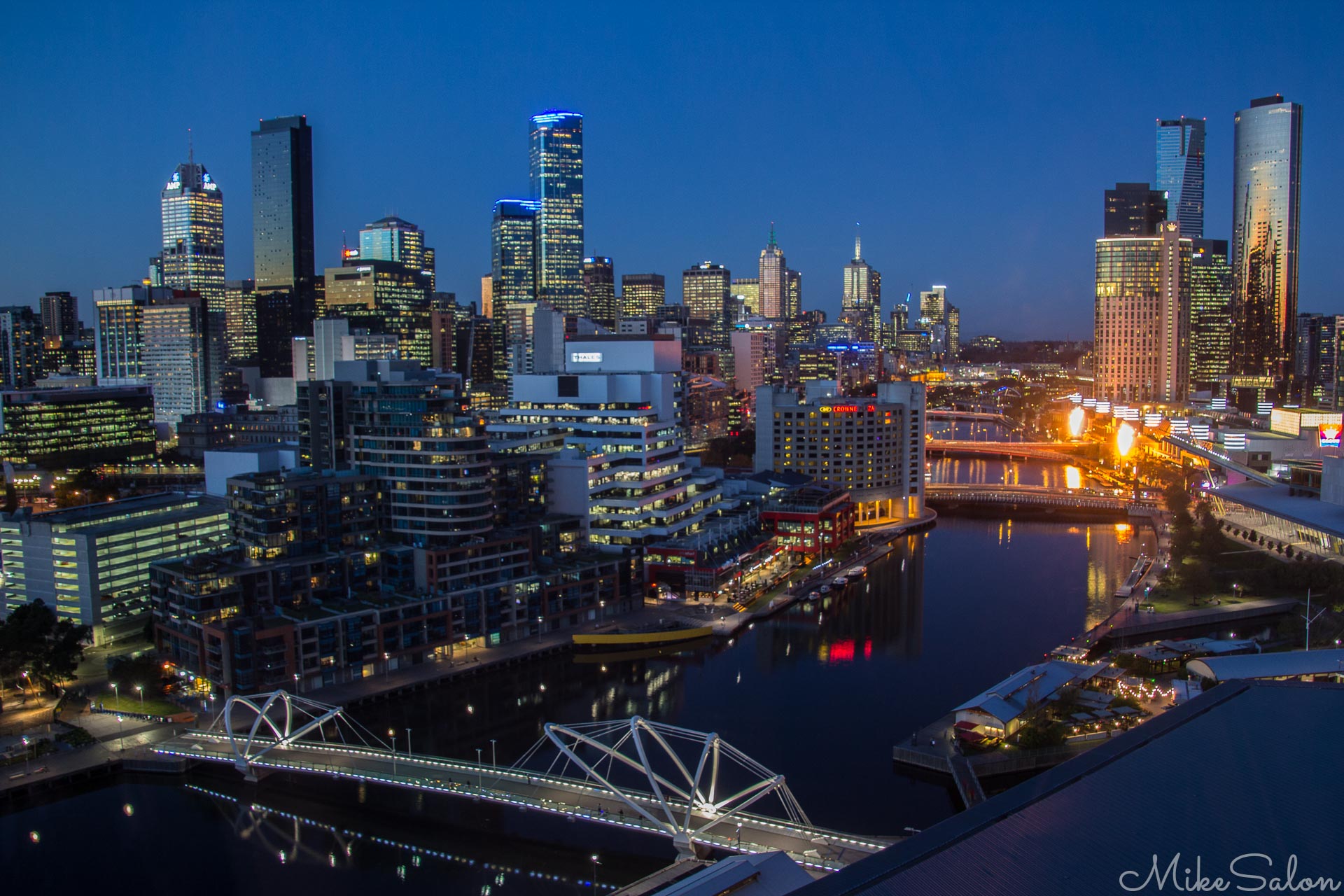 Melbourne by night : High up view of Melbourne after dark (IMG_1938.jpg)<br>Camera: Canon EOS 60D
