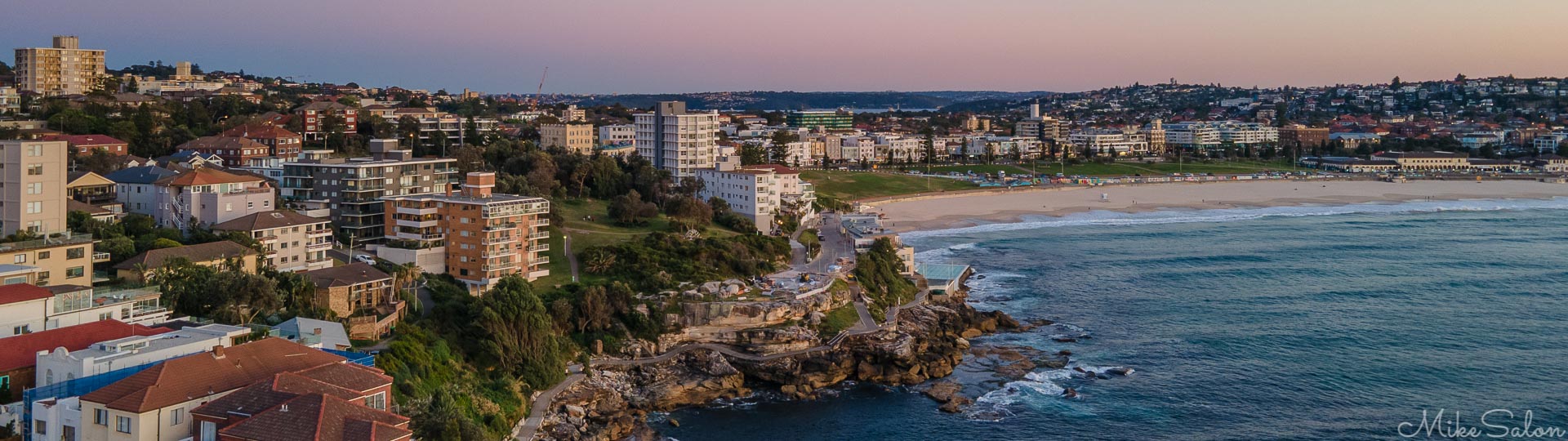 Bondi Beach : Aerial view of Sydney's iconic Bondi Beach immediately after sunrise. (DJI_0191.jpg)<br>Camera: FC3170