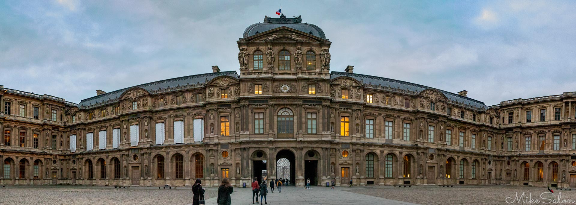 Musee du Louvre : Panoramic view of three wings of the Louvre from the centre of the great square. (_D0A3451-Pano.jpg)<br>Camera: Canon EOS 5D Mark IV