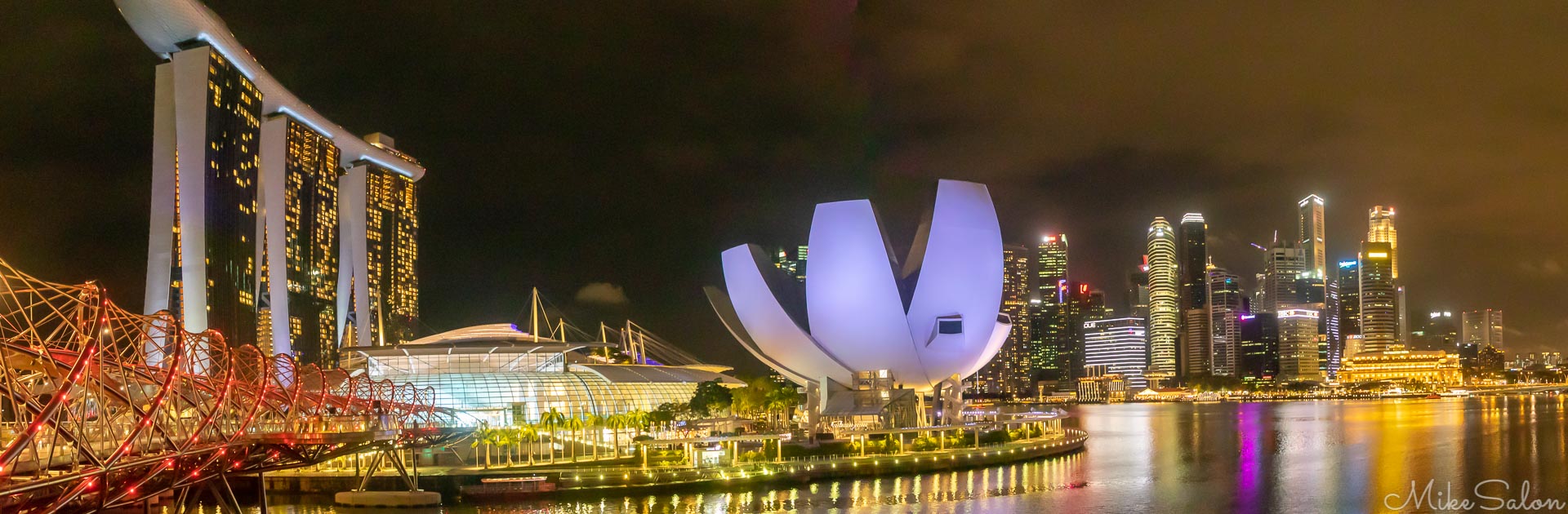Marina Bay : The magnificent Singapore skyine over Marina Bay. (_D0A5608-Pano.jpg)<br>Camera: Canon EOS 5D Mark IV