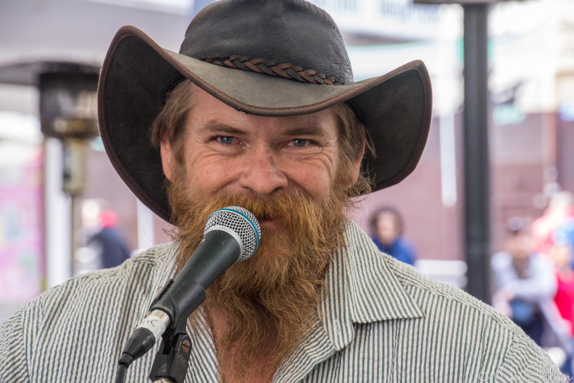 Mic the Poet in BJ Mall : Busking in Bondi Junction Mall is Mic the Poet. (IMG_3116.jpg)<br>Camera: Canon EOS 60D