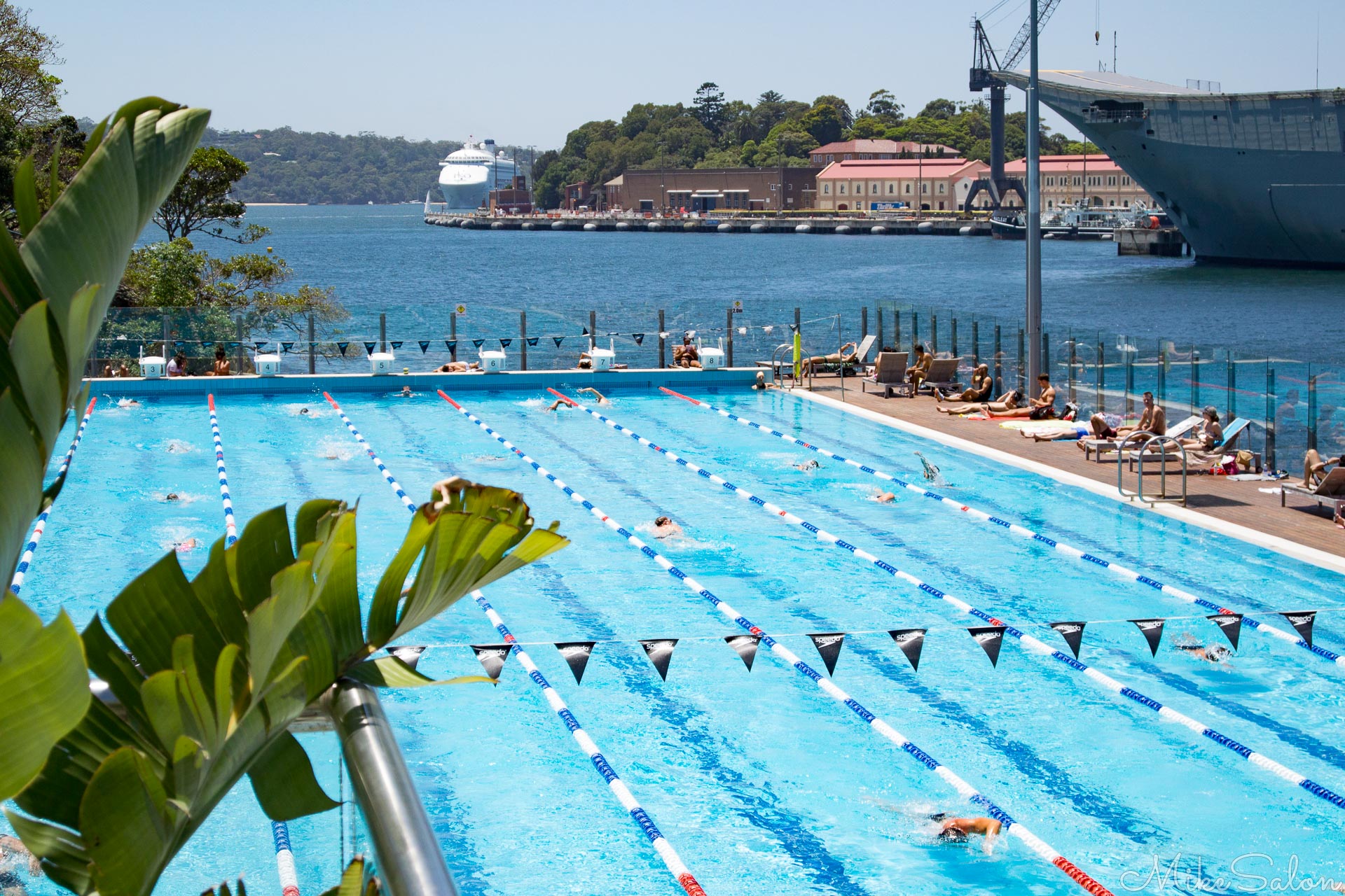 Woolloomooloo Bay and Garden Island : The Garden Island naval base on Sydney Harbour seen across the Boy Charlton Olympic Pool. (DSC_0576.jpg)<br>Camera: NIKON 1 AW1